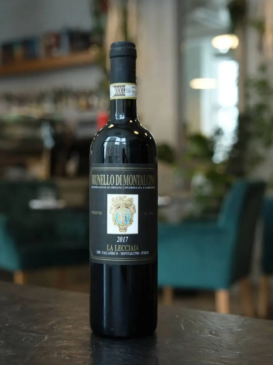 Вино La Lecciaia Brunello di Montalcino 2017 купить в винном ресторане Остерия - лучшая цена Вино La Lecciaia Brunello di Montalcino 2017 / Ла Леччайя Брунелло ди Монтальчино 2017