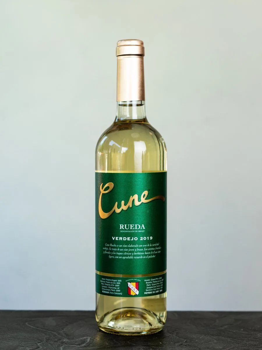 Купить испанское Вино Cune Verdejo, Rueda DO - лучшая цена в винном ресторане Остерия Амичи Вино Cune Verdejo Rueda DO / Куне Вердехо Руеда ДО