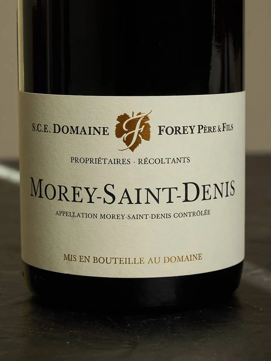 Вино Domaine Forey Pere et Fils Morey-Saint-Denis 2015 / Море-Сен-Дени Домэн Форе Пэр э Фис