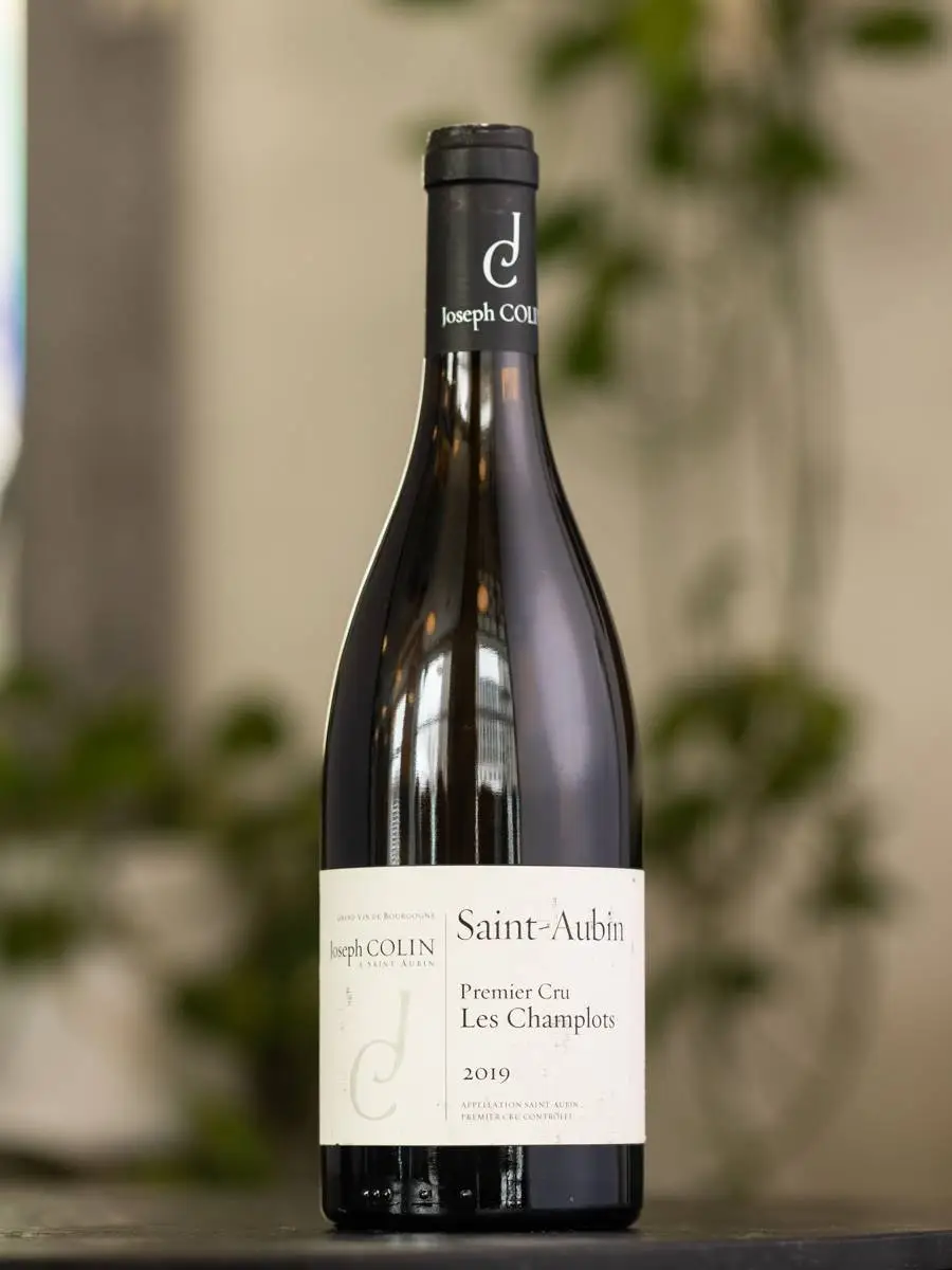 Вино Saint-Aubin 1er Cru Joseph Colin Colin Les Chamlots AOC 2019 купить в винном ресторане Остерия - лучшая цена Вино Saint-Aubin 1er Cru Joseph Colin Colin Les Chamlots AOC 2019 / Сент-Обен Премье Крю Жозеф Колин Ле Шамло