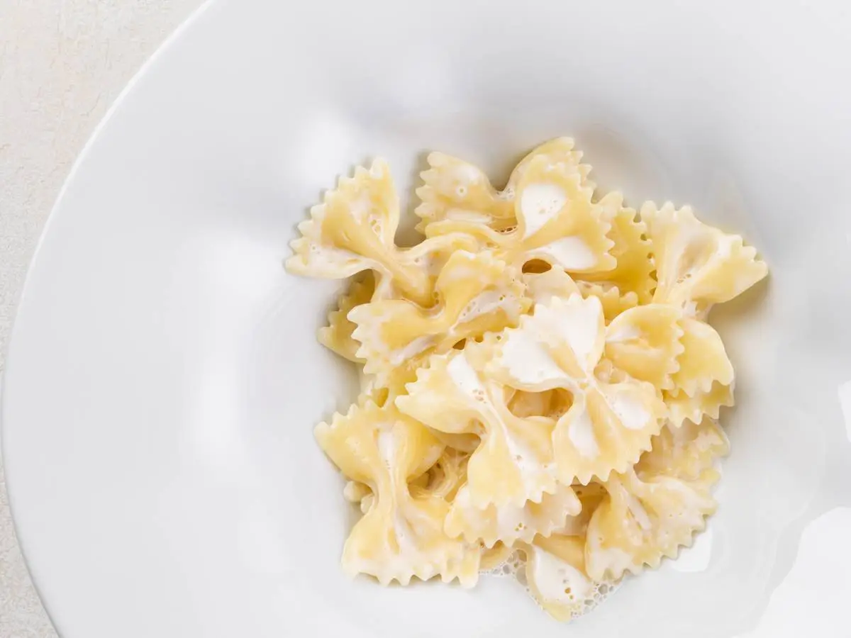 Детская паста в сливочном соусе