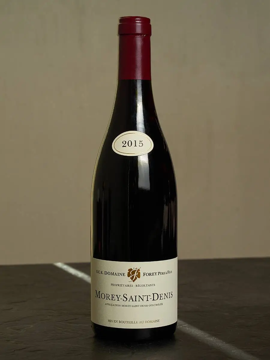 Вино Domaine Forey Pere et Fils Morey-Saint-Denis 2015 купить в винном ресторане Остерия - лучшая цена Вино Domaine Forey Pere et Fils Morey-Saint-Denis 2015 / Море-Сен-Дени Домэн Форе Пэр э Фис