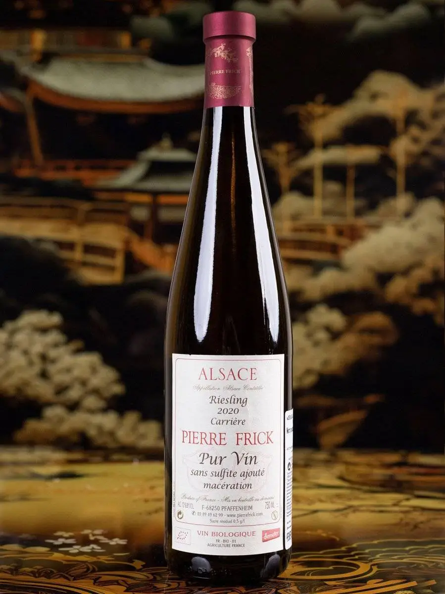 Вино Pierre Frick Riesling Carriere Alsace купить в винном ресторане Остерия - лучшая цена Вино Pierre Frick Riesling Carriere Alsace / Рислинг Эльзас Каррьер Пьер Фрик 750