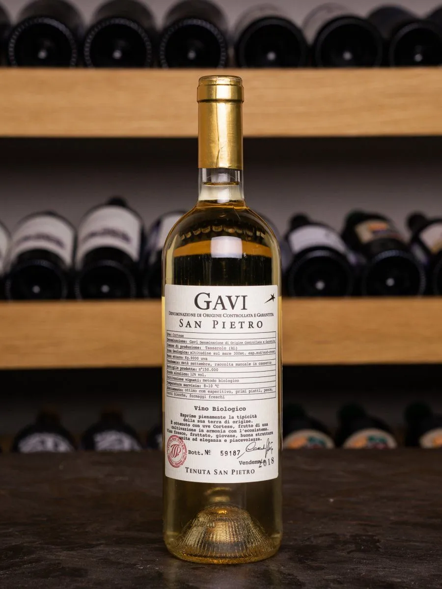 Купить вино San Pietro Gavi в винном ресторане Остерия цена Вино San Pietro Gavi / Гави Сан Пьетро
