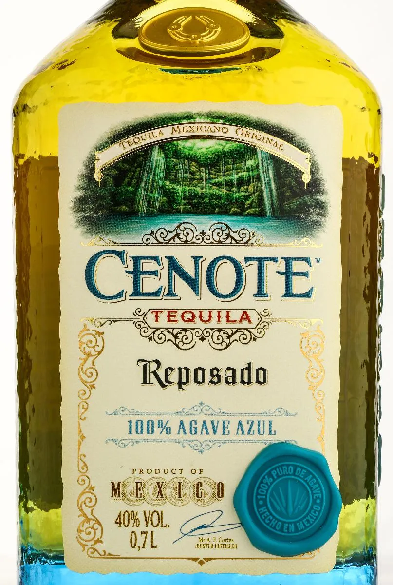 Текила Cenote Reposad по лучшей цене в ресторане Остерия Амичи Текила Cenote Reposado 100% blue agave / Сеноте Репосадо