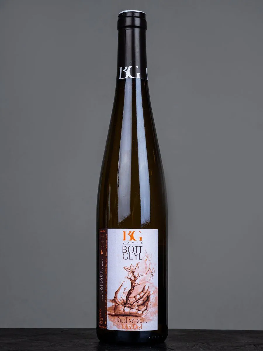Вино Domaine Bott-Geyl Riesling Jules Geyl Alsace купить в ресторане Остерия - лучшая цена Вино Domaine Bott-Geyl Riesling Jules Geyl Alsace / Домен Ботт-Гейл Рислинг Жюль Гейл