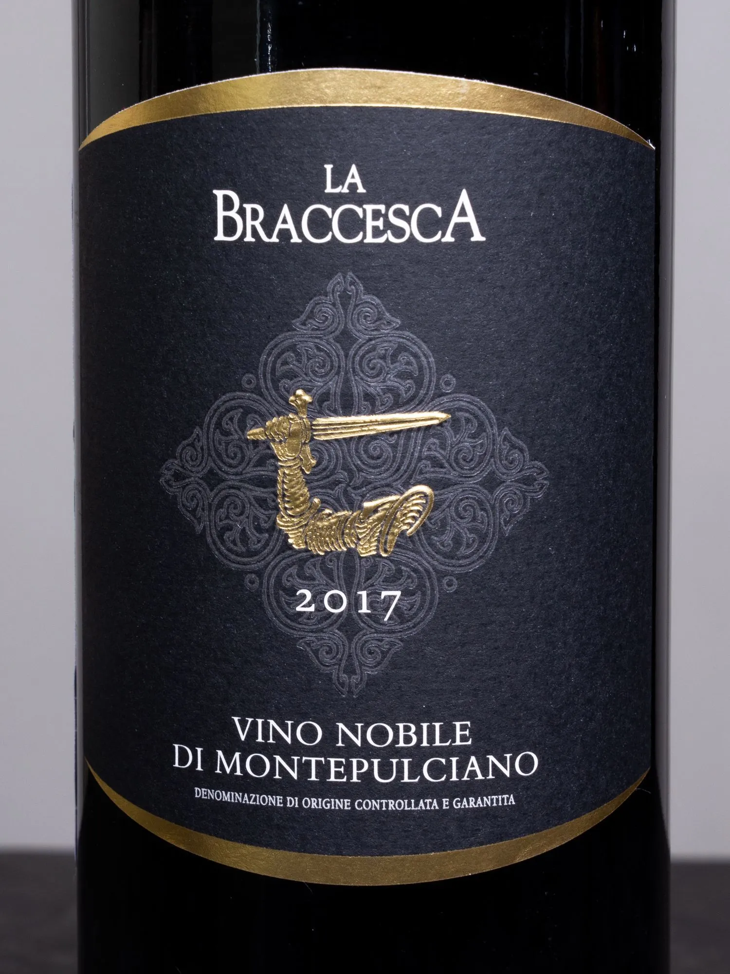 Купить вино La Braccesca Vino Nobile di Montepulciano в винном ресторане Остерия Амичи Вино La Braccesca Vino Nobile di Montepulciano / Нобиле Де монтепульчано Ла Браческа