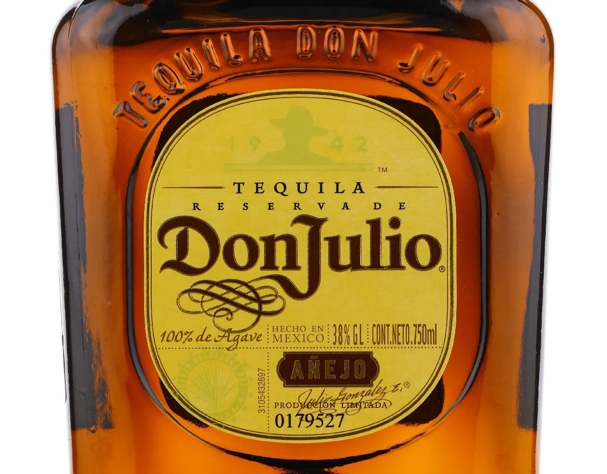 Текила Don Julio Anejo лучшая цена в ресторане Остерия Амичи Текила Don Julio Anejo / Дон Хулио Аньехо