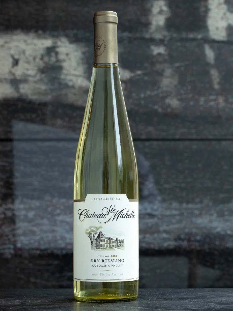 Купить вино Chateau Ste Michelle Dry Riesling Columbia Valley в ресторане Остерия Вино Chateau Ste Michelle Dry Riesling Columbia Valley / Шато Сент Мишель Драй Рислинг