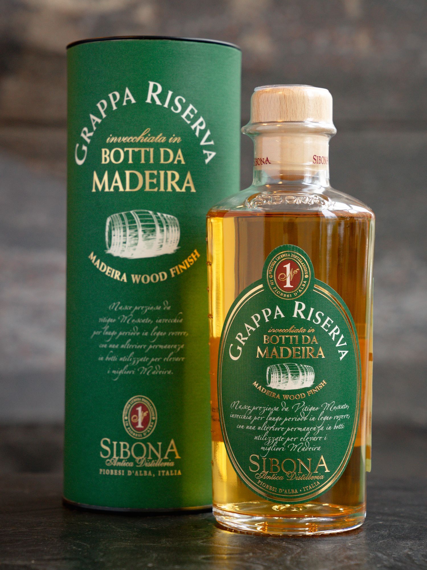 Граппа Sibona Grappa Riserva Madeira Wood Finish купить в ресторане Остерия - лучшая цена Граппа Sibona Grappa Riserva Madeira Wood Finish / Сибона Ризерва Мадейра Вуд Финиш