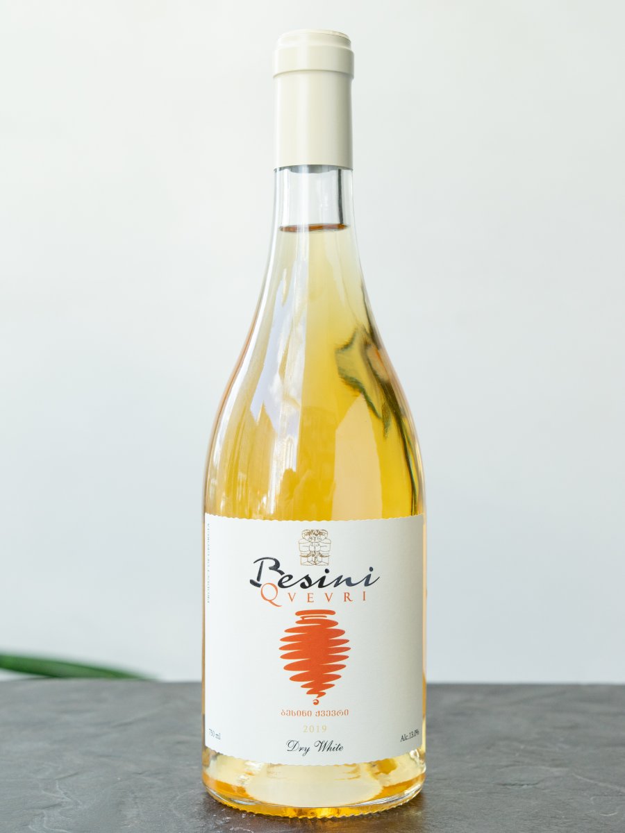 Вино Besini Qvevri Dry White купить в винном ресторане Остерия - лучшая цена Вино Besini Qvevri Dry White / Бесини Квеври