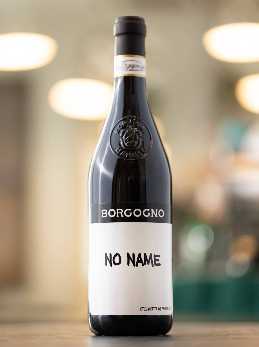 Вино No Name Langhe Nebbiolo 2019 купить в винном ресторане Остерия Амичи - лучшая цена Вино No Name Langhe Nebbiolo 2019 / Ноу Нэйм Ланге Неббиоло