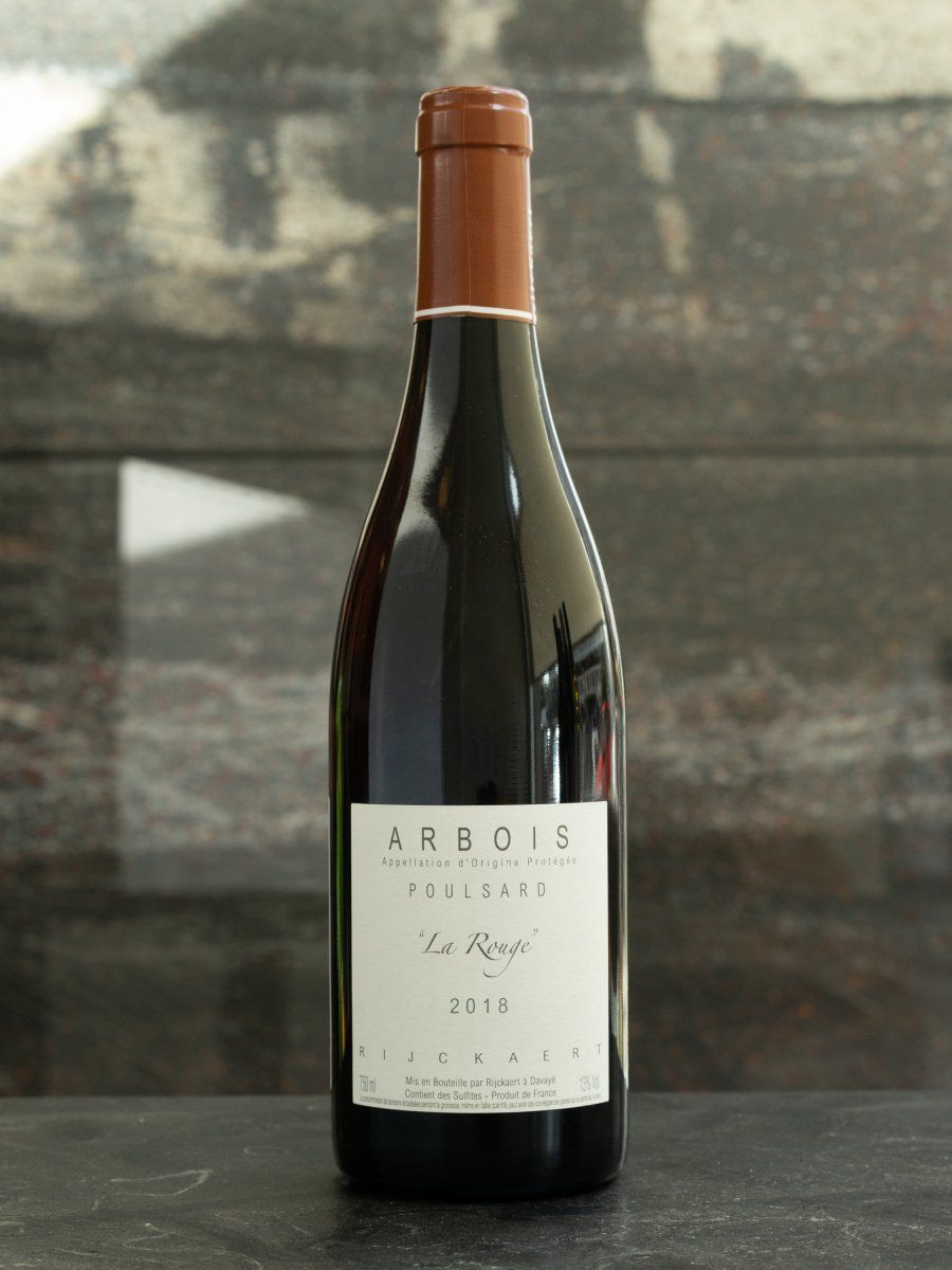 Вино Domaine Rijckaert Poulsard La Rouge Arbois купить в ресторане Остерия - лучшая цена Вино Domaine Rijckaert Poulsard La Rouge Arbois / Домен Райкарт Пульсар Ля Руж