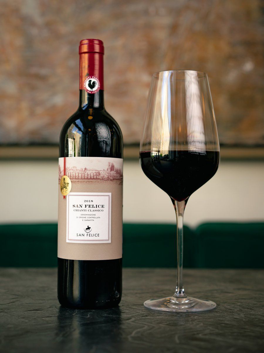 Купить вино Chianti Classico San Felice в винном ресторане Остерия цена Вино Chianti Classico San Felice / Кьянти Классико Сан Феличе