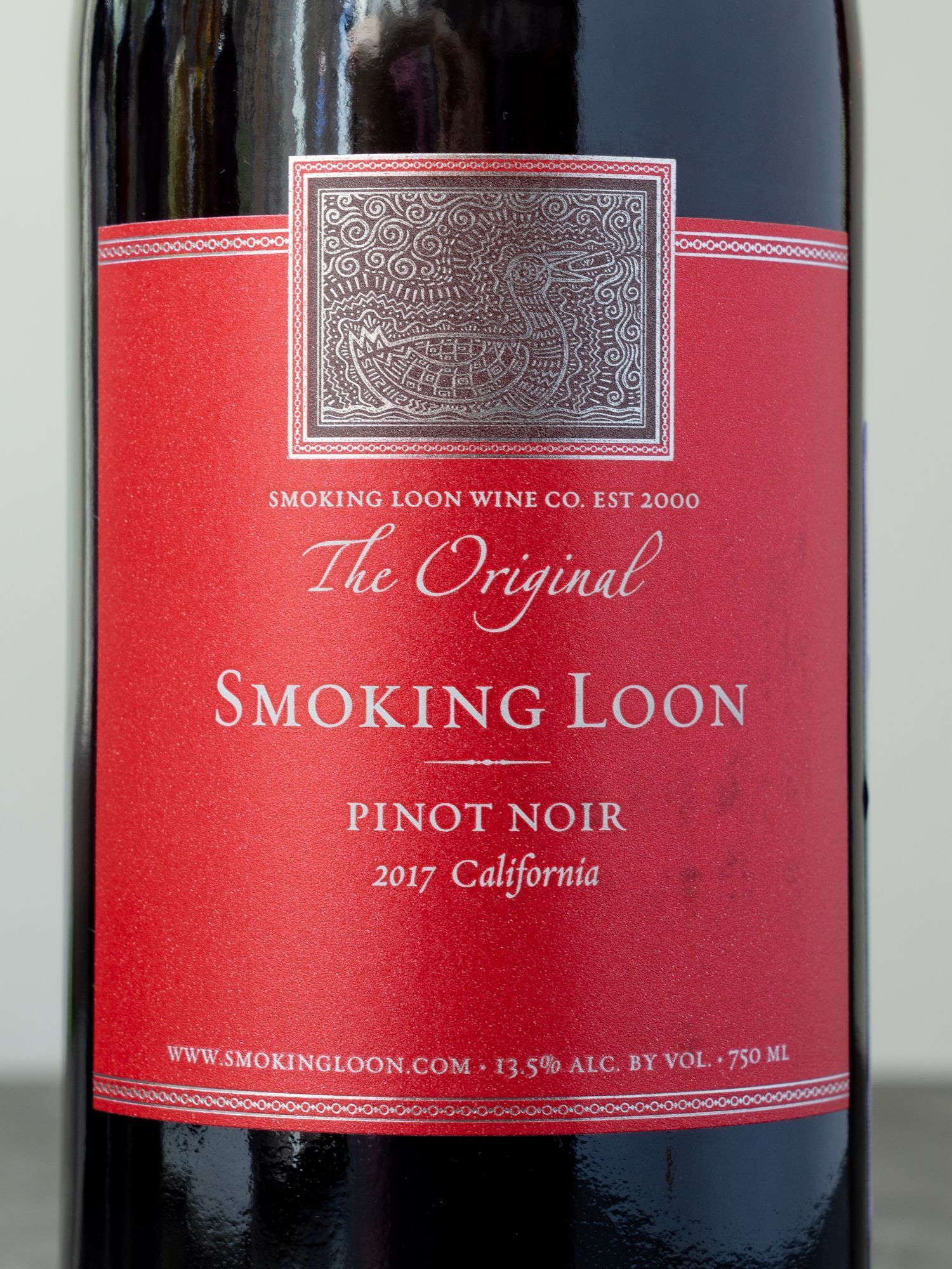 Купить вино Smoking Loon Pinot Noir в винном ресторане Остерия цена Вино Smoking Loon Pinot Noir / Смокин Лун Пино Нуар