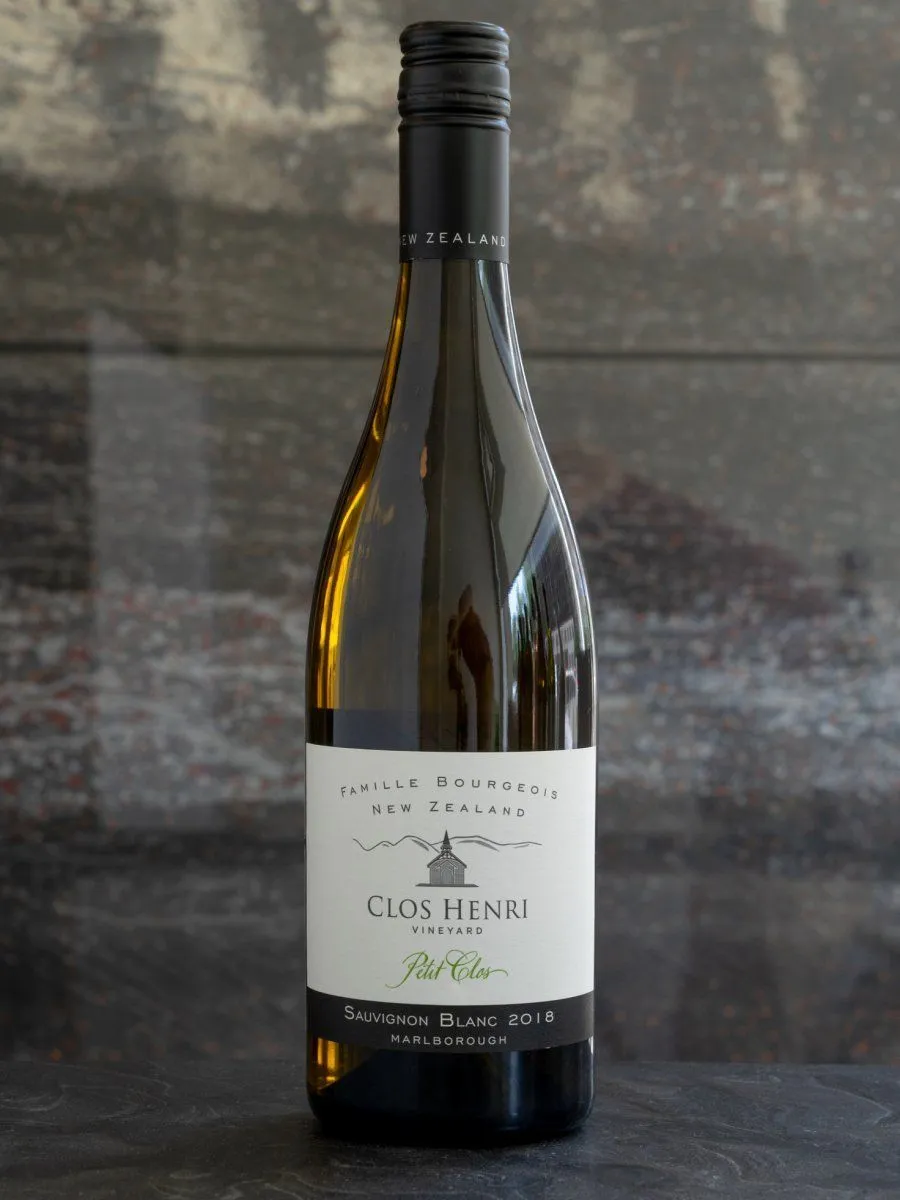 Купить вино Petit Clos Sauvignon Blanc Marlborough в винном ресторане Остерия цена Вино Petit Clos Sauvignon Blanc Marlborough / Пти Кло Совиньон Блан Мальборо