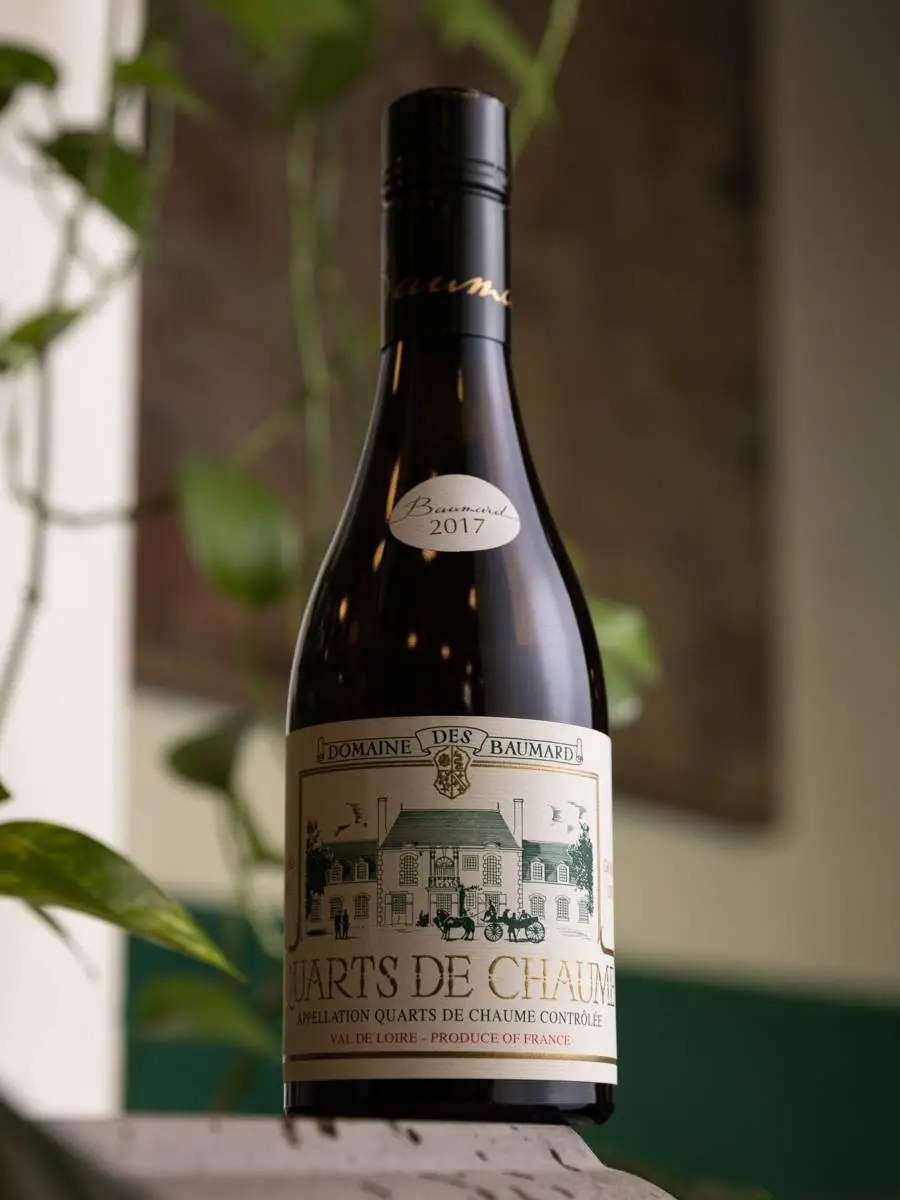 Вино Quarts de Chaume Domaine des Baumard 2017 купить в винном ресторане Остерия - лучшая цена Вино Quarts de Chaume Domaine des Baumard 2017 / Кар де Шом Домен де Бомар