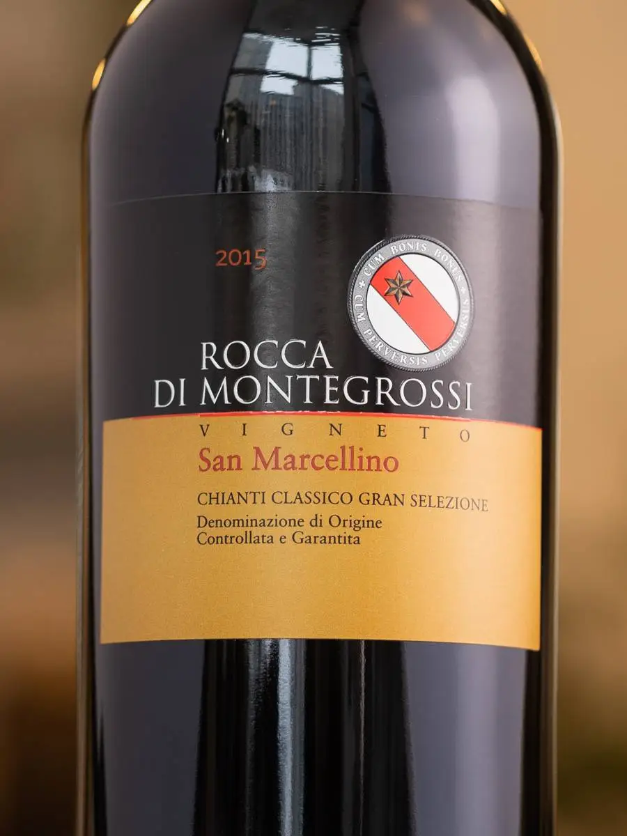 Вино Rocca di Montegrossi Vigneto San Marcellino Gran Selezione Chianti Classico 2015 1,5 л купить в винном ресторане Остерия - лучшая цена Вино Rocca di Montegrossi Vigneto San Marcellino Gran Selezione Chianti Classico 2015 1,5 л / Виньето Сан Марчеллино Гран Селецьоне Кьянти Классико