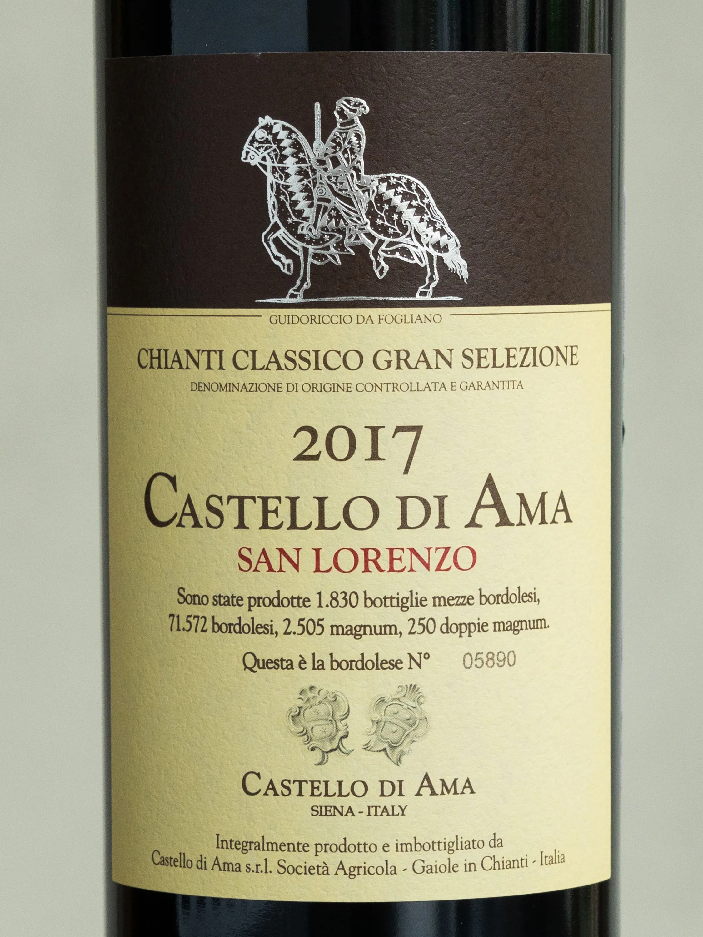Вино Castello di Ama San Lorenzo Chianti Classico Gran Selezione купить в ресторане Остерия - лучшая цена Вино Castello di Ama San Lorenzo Chianti Classico Gran Selezione / Сан Лоренцо Кьянти Классико Гран Селецьоне